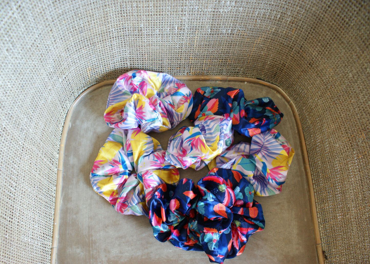 Scrunchie Ave del Paraíso