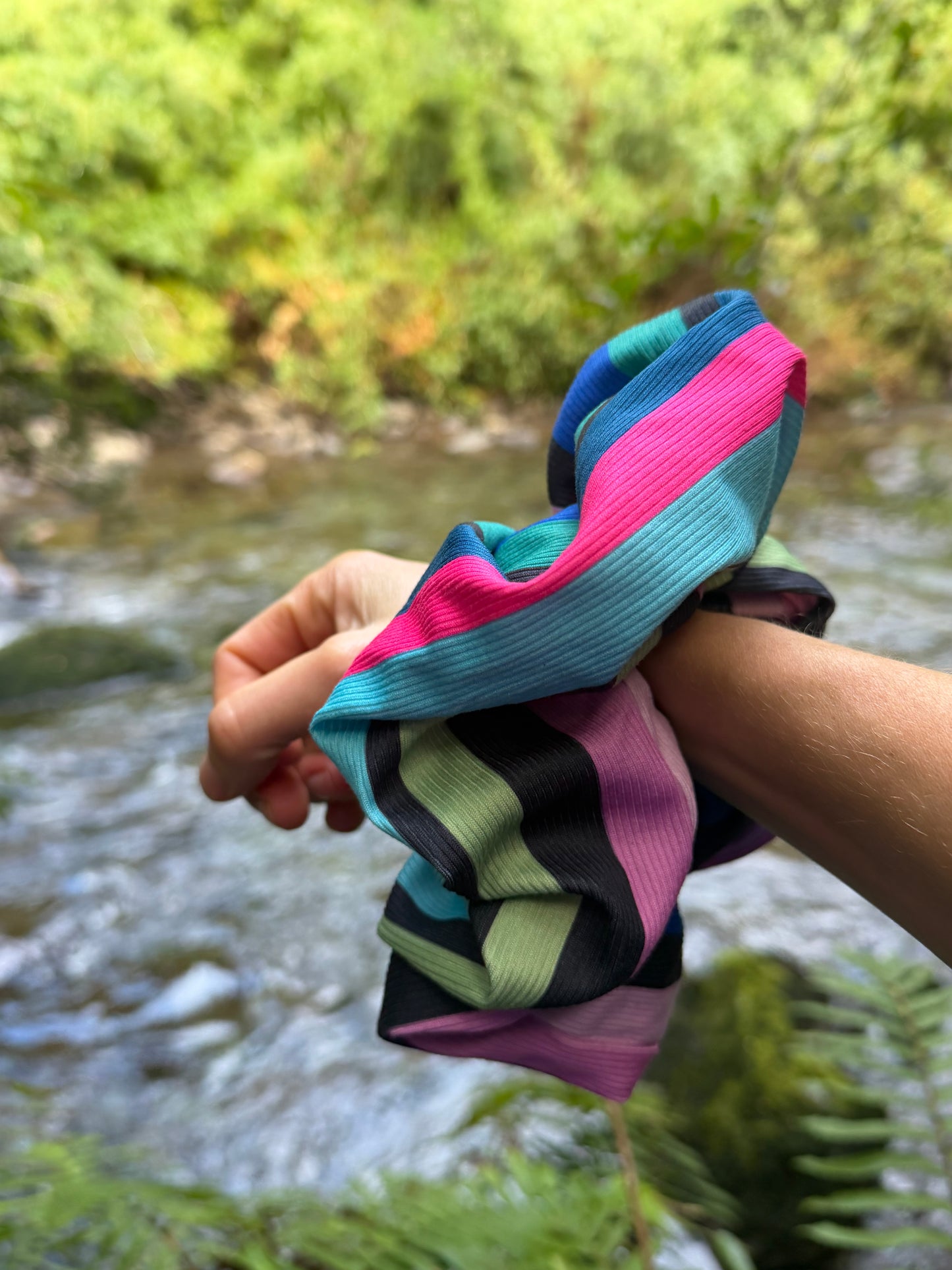 Scrunchie Puyehue Rayas