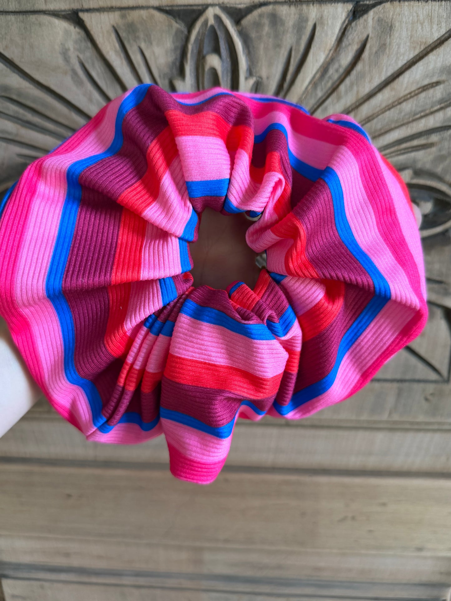 Scrunchie Líneas Fucsia